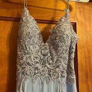 Chiffon gown lace bodice .